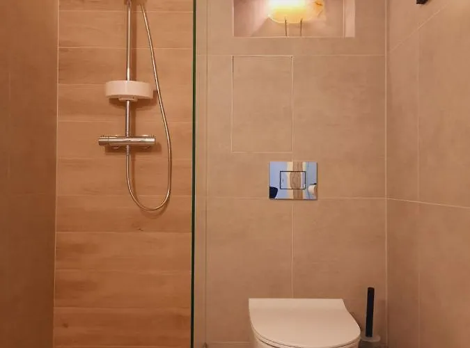 Port Mieszczanski Parking Gratis Вроцлав